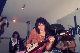 Bob Biggs, Slash Records founder, dies at 74