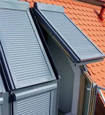 Verschattung Fur Flachdach Fenster Baier Hat Den Rollladen Fur Ihre Lichtkuppel Baier Gmbh