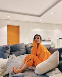 Hwasa We Are One Idols Mamamoo Hwasa Hwasa Mamamoo Kpop Girlgroup Mamamoohwasa Hwasamamamoo Korean Korea Koreanmusic Mu Hwasa Mamamoo Fashion