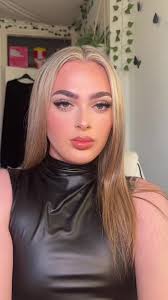 Makeup Tutorial for a Feel-Good Look