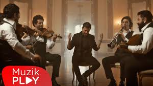 Yalin Bir Bahar Aksami Official Video Sarkilar Videolar Muzik Videolari