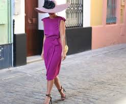 @canterasfc @sevillafc_fem @fundacionsfc @ahistoriasfc @sevillafc_eng @sevillafc_fra @sevillafc_ja @sevillafc_ara الع. La Empresa De Alquiler De Looks La Mas Mona Se Presenta En Sevilla Bulevar Sur