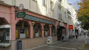 Lesen sie hier die aktuellsten news und neuesten reportagen aus ihrem bezirk. Stadtbrauhof Amstetten