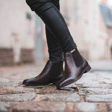 Shop men's chelsea boots available with leather soles, rubber soles, weatherproofing in tan, brown, black, suede and leather! Smooth Brown Leather Chelsea Boots With Tapered Toe Bocage
