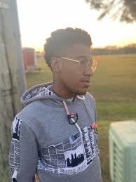 Deon Robinson's Instagram, Twitter & Facebook