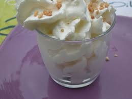 Chantilly A La Noix De Coco Au Siphon Recette Creme Chantilly Recette Recette Dessert Et Creme Chantilly