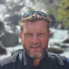 Vandaag is mijn laatste dag bij Hagens Verpakkingen. Ik sluit deze periode  af met een goed en dankbaar gevoel, ook al is het afscheid eerder gekomen  dan verwacht. De afgelopen tijd heeft