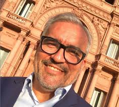 AySA: Denuncian una escandalosa administración del ex director tucumano Pablo  Walter