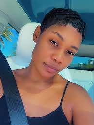 Good morning 🤍😍 The BIGGEST SHOW is TONIGHT 😍 3 KINGS and 1 Woman KING  NYC I'll see you tonight 😘