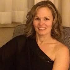 Lisa Weatherhead's Instagram, Twitter & Facebook