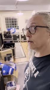 Kim Sullins's Instagram, Twitter & Facebook