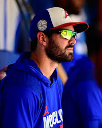 JECKSSON FLORES ESTÁ EN CASA! 🇻🇪⚾️ Una de las novedades hoy fue el  venezolano Jecksson Flores, quien se unió al campo de entrenamiento de la  Furia Azul 💙🔥 Aún con el sol