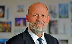 Robert Halvorson's Instagram, Twitter & Facebook