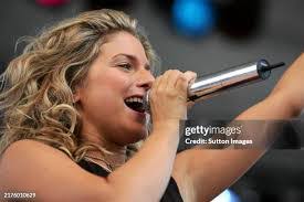 Jeanette Mack's Instagram, Twitter & Facebook