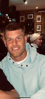 Anyone know this guy he's been blowing his colleges back out in work and  sucky sucky in free time ahah, all whilst behind his wife !!, from there  mouth not mine bragging