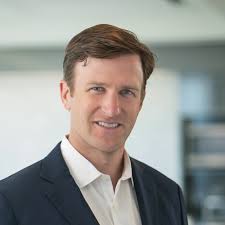 Sam Mott's Instagram, Twitter & Facebook