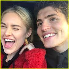 The couple of gregg and michelle look really great together. Gregg Sulkin Responds To Jimmy Kimmel S Suggestion That His Girlfriend Michelle Should Be The Next Bachelorette Cassie Randolph Colton Underwood Gregg Sulkin Jimmy Kimmel Michelle Randolph Just Jared