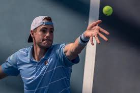 There he took a set off medvedev before bowing out in four. John Isner Reveals Epic Clothes Change Ahead Of Kyrgios Clash Ubitennis