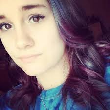 Mary Lineberry's Instagram, Twitter & Facebook