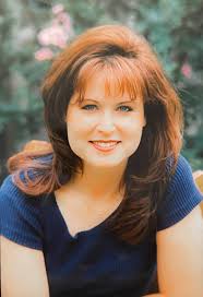 Michelle Weippert's Instagram, Twitter & Facebook