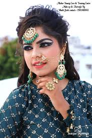 Akshar Beauty Care is with Dipu Dipu.