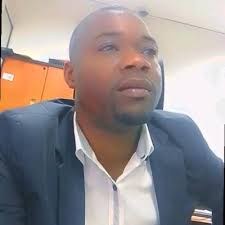 Aujourd'hui avec Dr Massimiliano Di Primio, Dr Antoine Hakime de American  Hospital of Paris ,Dr Maxim Zhuravel et Dr Steve Christian N'kragbo de la  PISAM ,nous avons réalisé la première…