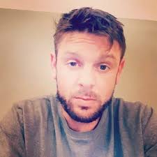 Can friends have a sexual relationship and just keep it