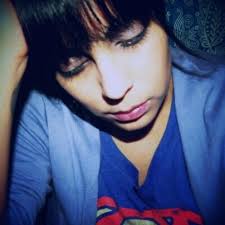 Stephanie Thomé (@Stephanie_b_T)