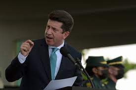 Este sábado se posesionó el nuevo ministro de defensa, diego molano, quien reemplaza al exministro carlos holmes trujillo, quien falleció el 26 de enero a causa del coronavirus. Seguridad Seguridad Y Mas Seguridad Reporteros Asociados