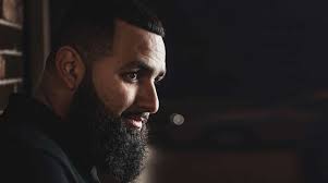 Alexander Borrego's Instagram, Twitter & Facebook