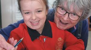 Suzanne Bain's Instagram, Twitter & Facebook