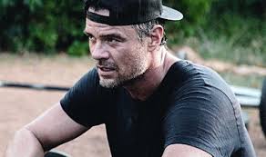 Josh Duhamel.;