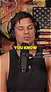 Theo Von Body Type