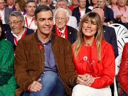 Sánchez pidió a Ábalos "dar una vuelta" al rescate de Air Europa cinco días  después de la llamada a Begoña Gómez