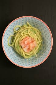 Carne di manzo (una fettina) calorie e valori nutrizionali carne di manzo (una fettina) 110 g di carne di manzo (una fettina) apportano 143 calorie (kcal), equivalenti a 598,71 kjoule. Spaghetti Con Crema Di Zucchine Alla Menta E Tartare Di Gamberi Un Pinguino In Cucina