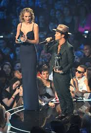 Why people think that tall girls can't be cute? 19 Things You Should Know Before Dating A Tall Girl