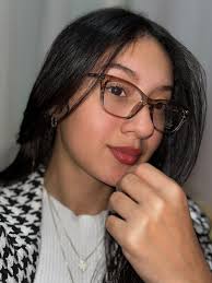 👓✨ Armações selecionadas com 50% de desconto nas Óticas Silvia! É a  oportunidade perfeita pra renovar seu visual e garantir qualidade com preço  especial. 😍 📍 Corre pra aproveitar — promoção por tempo limitado!