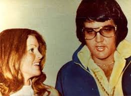 ELVIS PRESLEY-RARE-70S CANDID PHOTO-WITH PRISCILLA-MINT