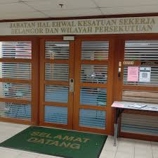 Warganegara malaysia yang memenuhi cukup syarat kelayakan dan berumur tidak kurang daripada 18 tahun pada tarikh tutup iklan. Dosm Selangor Home Facebook