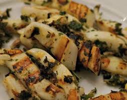 Une Recette De Blanc De Seiche Au Grill Barbecue Ou Meme Plancha Pour Les Beaux Jours Qui Ne Vont Pas Tarde Blanc De Seiche Recettes De Cuisine Recette Seiche