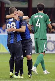 Kariyer sayfasında marko livaja isimli futbolcunun sezon bazında takımının yer almış olduğu turnuvalardaki maç, gol, asist, sarı kart, kırmızı kart, oyuna girme, oyundan alınma, ilk onbirde. Livaja Zabio Dva Gola Ali Inter Podbacio Tportal