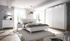 Uno dei mobili maggiormente presenti nelle camere da letto è la cassapanca, grazie alla quale si possono conservare tutti quei vestiti o quegli oggetti che magari non. Camera Da Letto Collezione Nivea Lc Mobili Gruppo Inventa Arredamento Pozzallo Modica Ragusa Sicilia