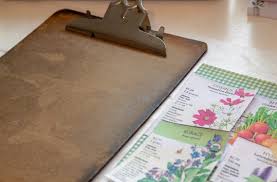 Our printed seed packets are available in a range of styles and shapes to suit a variety of marketing campaigns. 3 Fun And Inexpensive Ways To Use Empty Seed Packets Pinecone Cottage Retreat