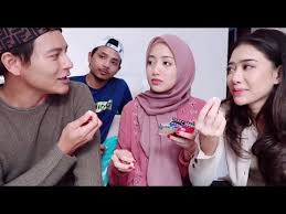 Fatin afeefa ada anak luar nikah. Bean Boozled Pukul 2 Pagi Pastu Fatin Afeefa Nazim Othman Fatin Afiqah Aniq Nashri Youtube