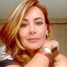 Sandra Bedoya (@aiu.setumejorinversion) • Instagram photos and videos