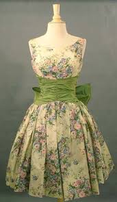 Vintage 1950s Floral Taffeta Cocktail Dress Fashion Vintage Floral Dress Pretty Dresses