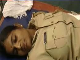 Kalaburagi Crime News: Goons shoot at lady police officer in Karnatakas  Kalaburagi