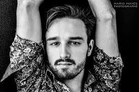 Mario Mayes's Instagram, Twitter & Facebook