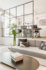 Verriere Interieure Des Modeles Qui Sortent De L Ordinaire Deco Salon Contemporain Idee Deco Salon Amenagement Petit Salon