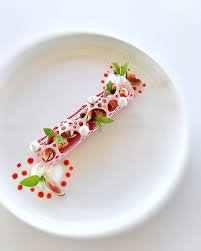 Epingle Par Alejandro Mayr Sur Plating Pics Desserts A L Assiette Gourmandise Design Culinaire